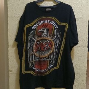 Slayer t shirt men's L fits like an M it has a really tiny hole